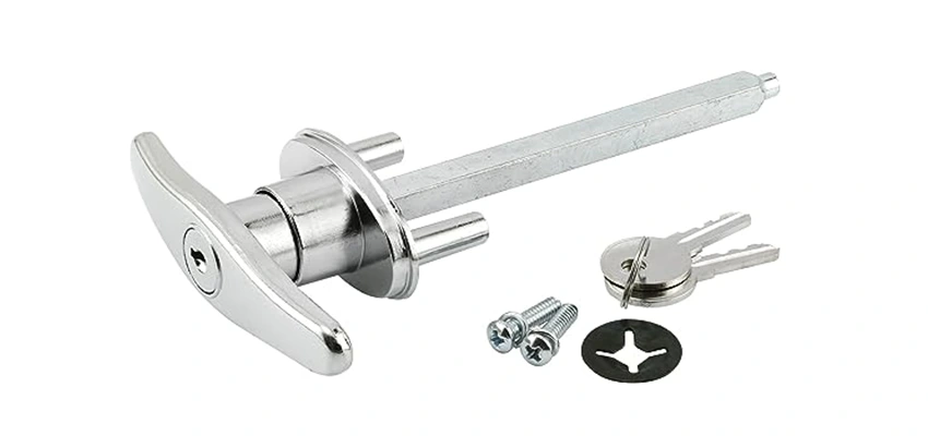 Old Style Garage Door Locks Replacements in Soquel, California